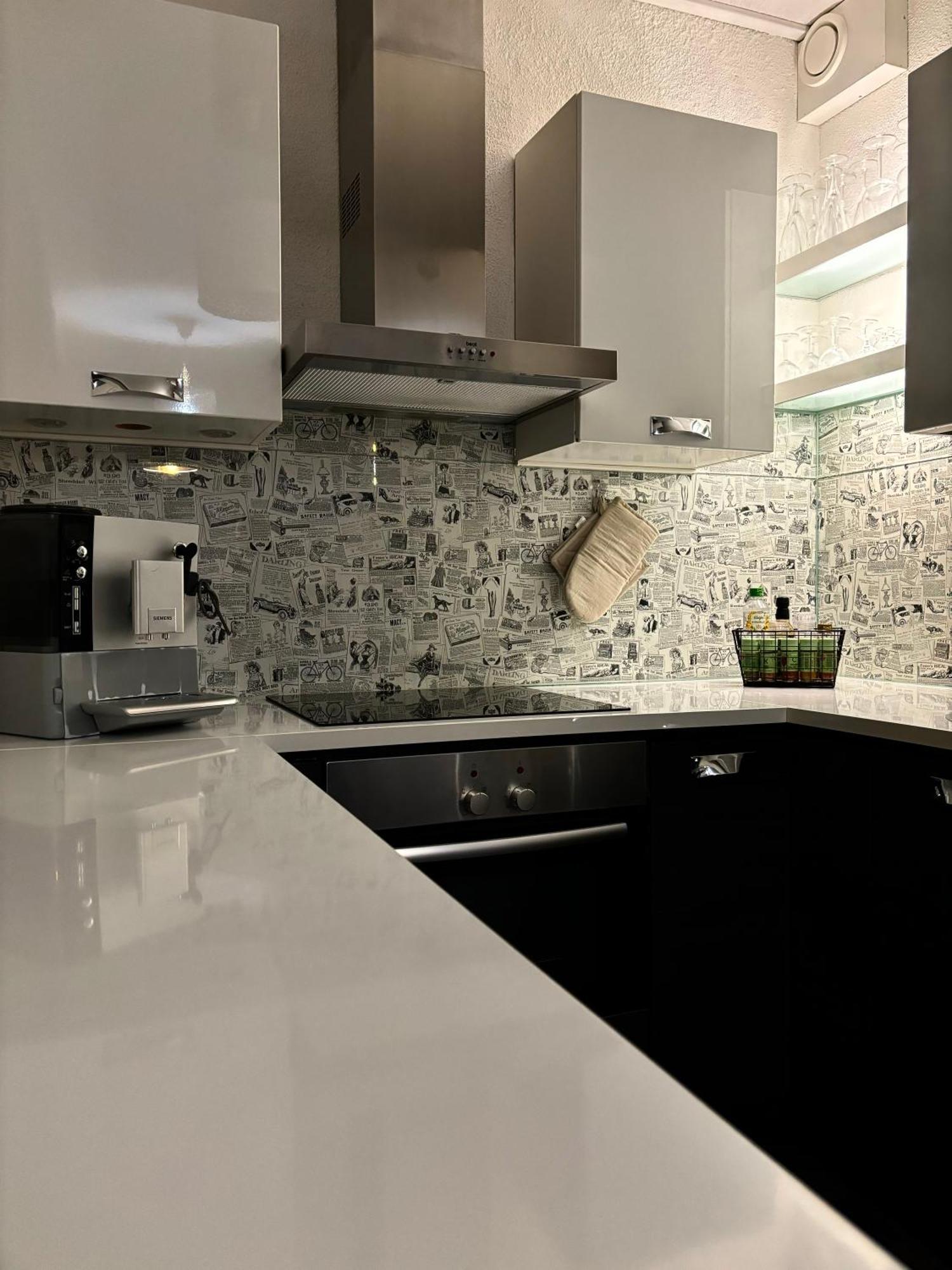 Vartiomaja - Beautiful Apartment Near Arktikum 로바니에미 외부 사진