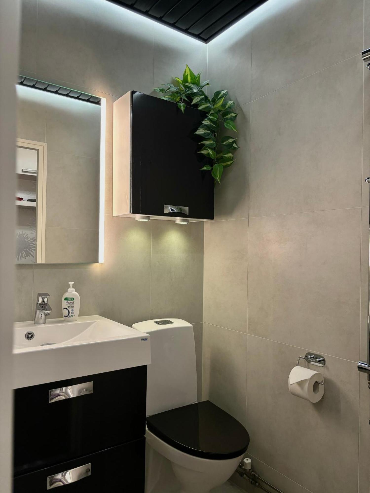 Vartiomaja - Beautiful Apartment Near Arktikum 로바니에미 외부 사진